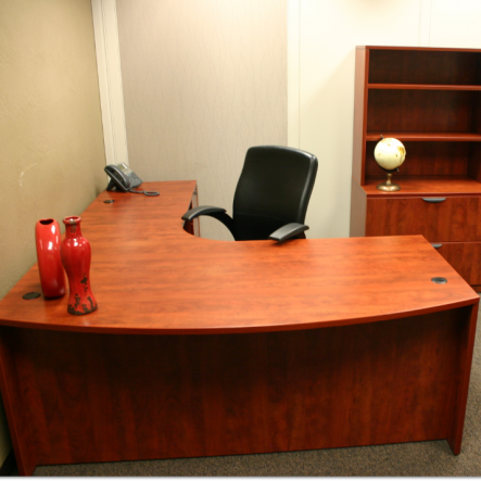 Laminated RH Private Office Desk & Credenza W/ Overhead Wooden Cabinet