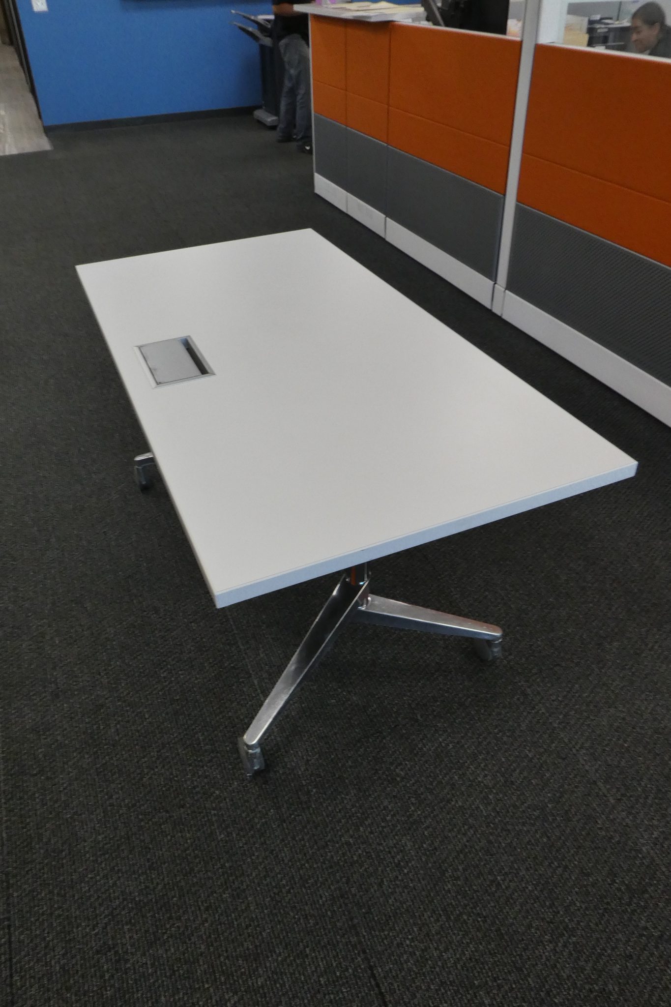 Bernhardt Training Table w/ casters 5'L x 30"D x 29"H