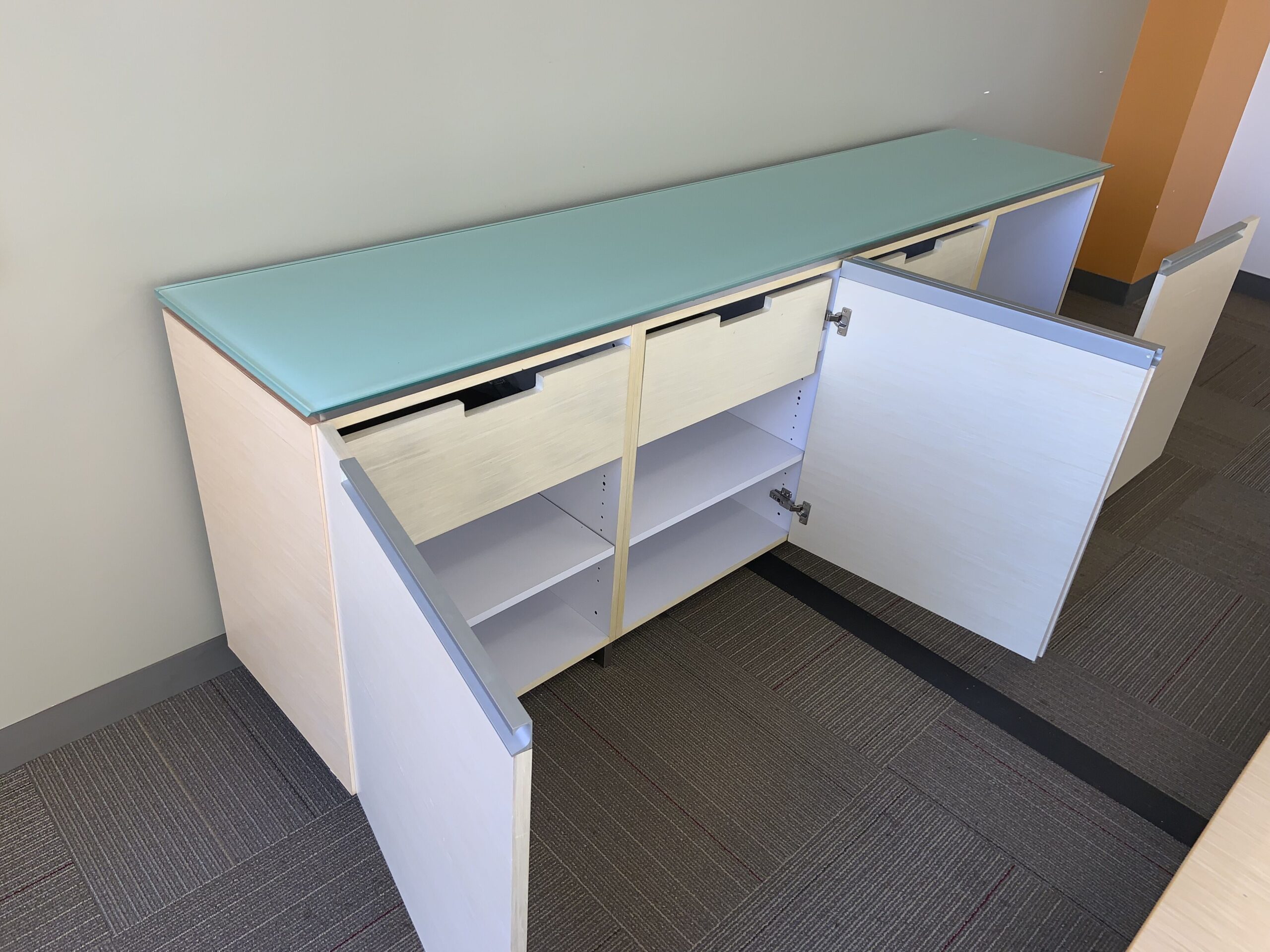 DFM, Avion Veneer Credenza 1M Clear Maple finish, Frosted Glass top, 96"x20"Dx30"H