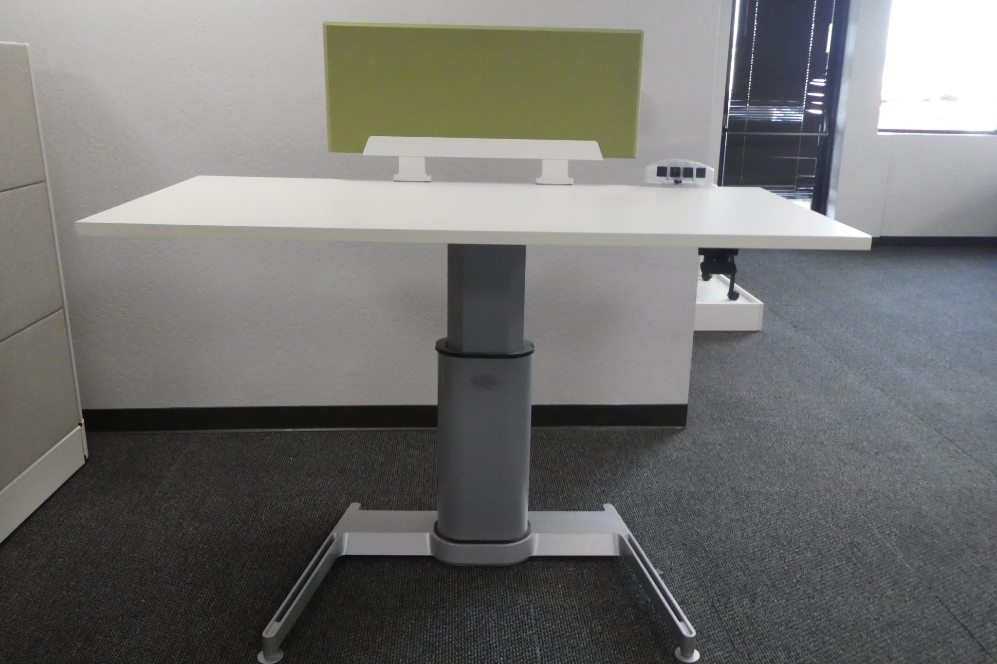 Steelcase, Airtouche Height Adjustable Desk