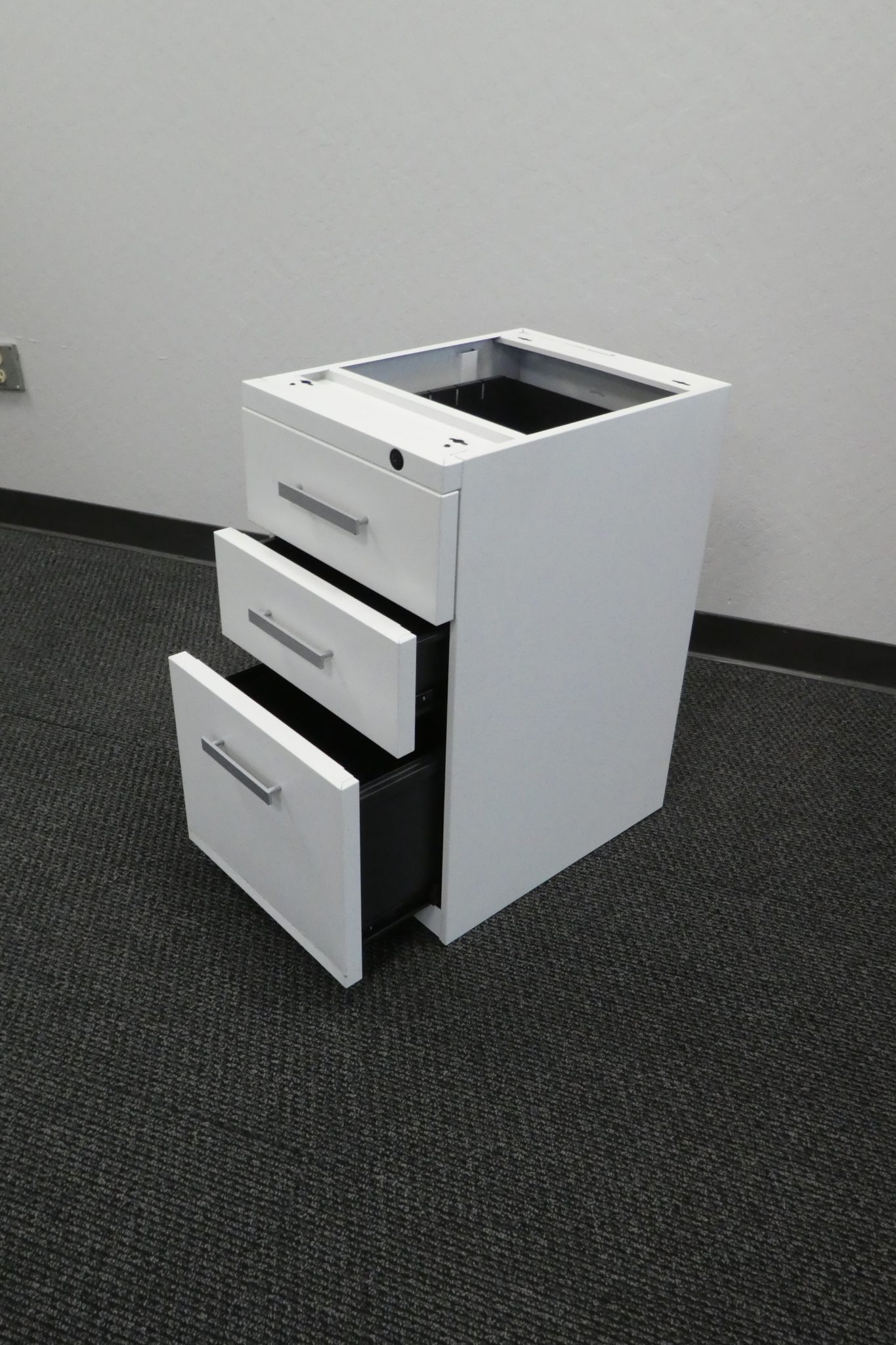 Friant Supporting Box Box File Pedestal 27"H x 20 Cloud White.