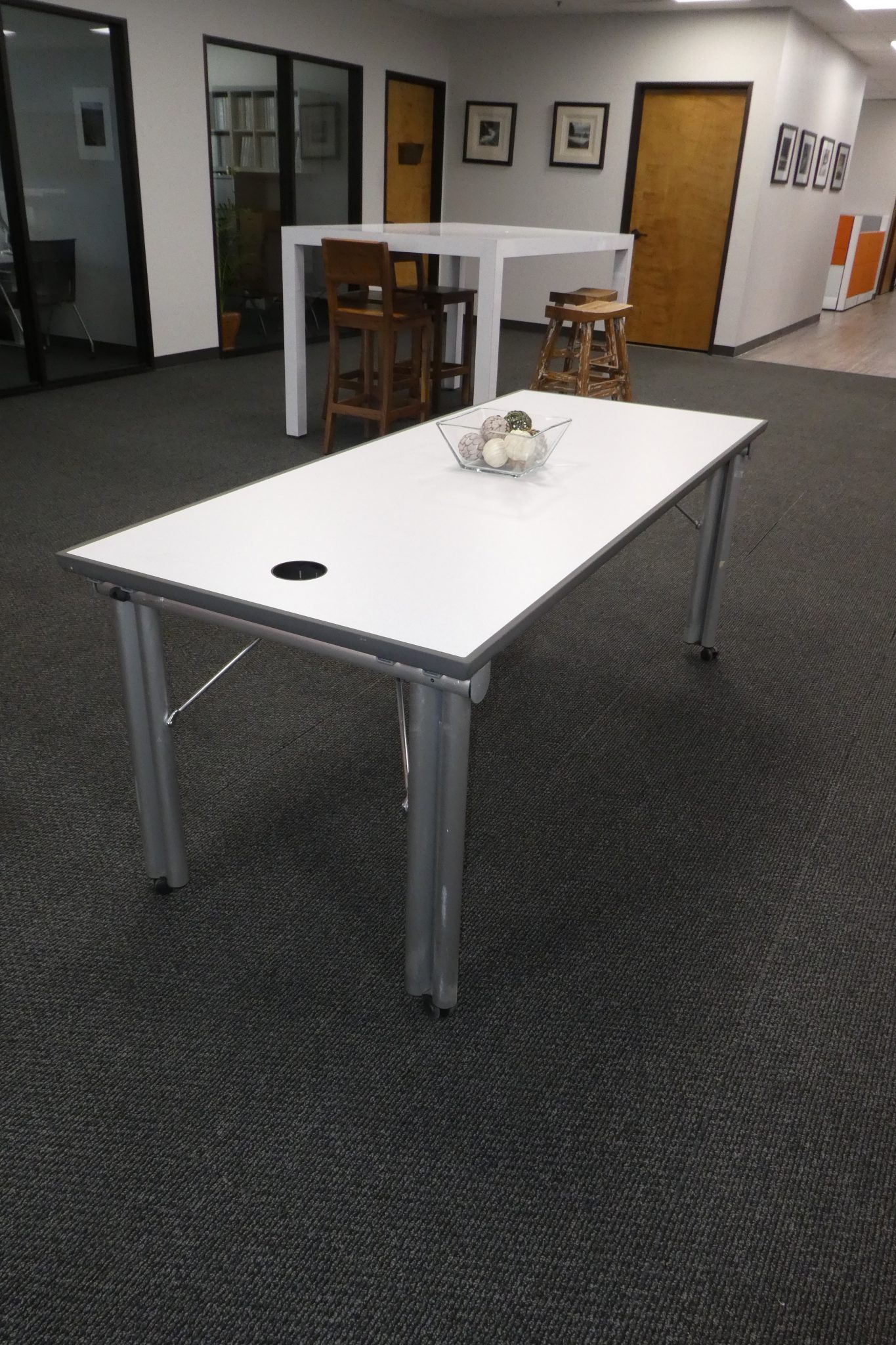 Knoll, Mobile Training Table  72"x30"