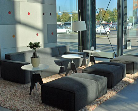 HighTower BOXPLAY SOFA