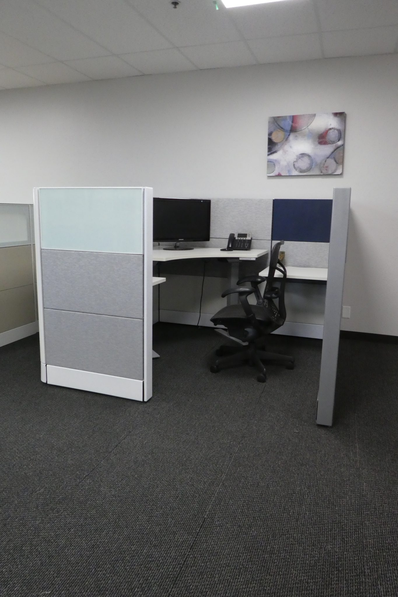 Herman Miller, Refurbished Cubicle 6'0"x6'0" and 6'0x8'0" available