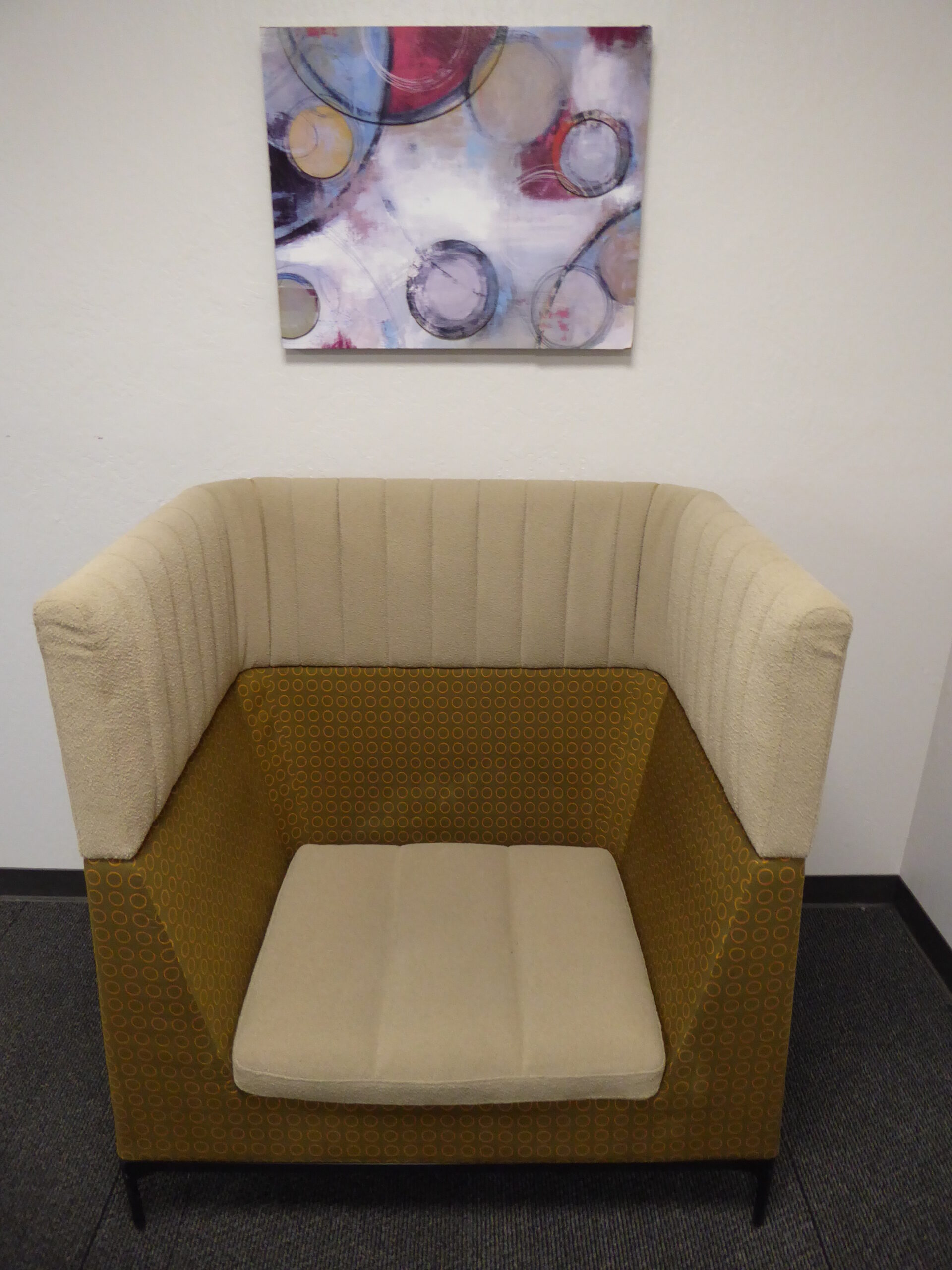 Allermuir, Triple-sided Lounge Chair