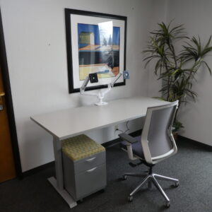 HAT, Height Adjustable Desk Unit